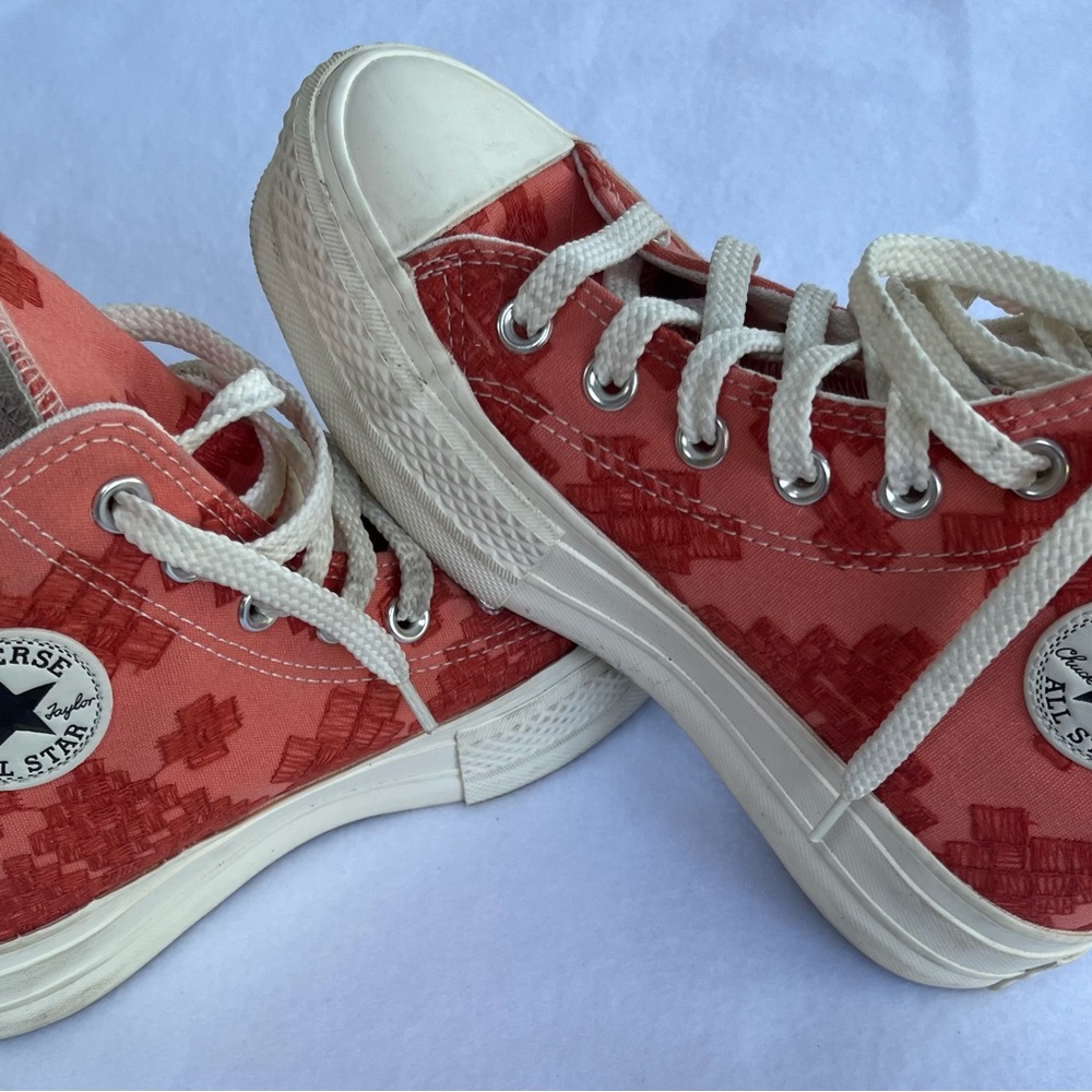 Converse Women’s Chuck Taylor All Star Lift High Coral Orange High-Tops
